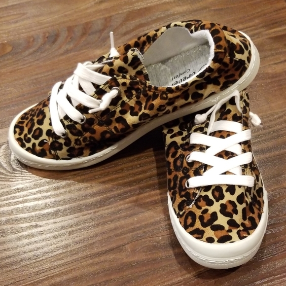Forever Link Shoes Nib Leopard Sneakers Poshmark